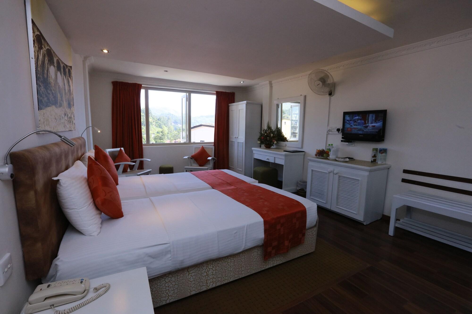 โอเรียนท์ โฮเต็ล Hotel บันดาราเวลา ภายนอก รูปภาพ