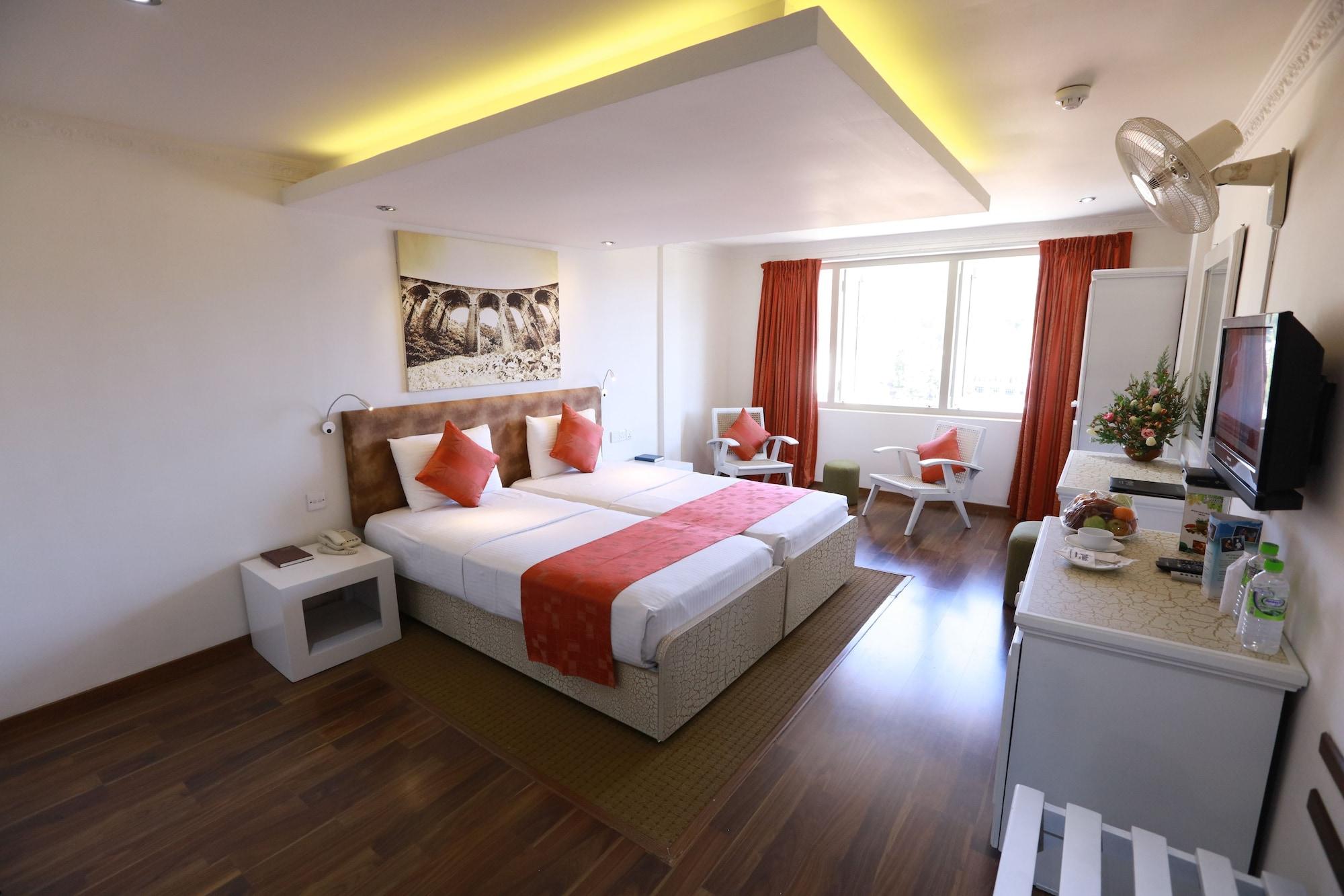 โอเรียนท์ โฮเต็ล Hotel บันดาราเวลา ภายนอก รูปภาพ