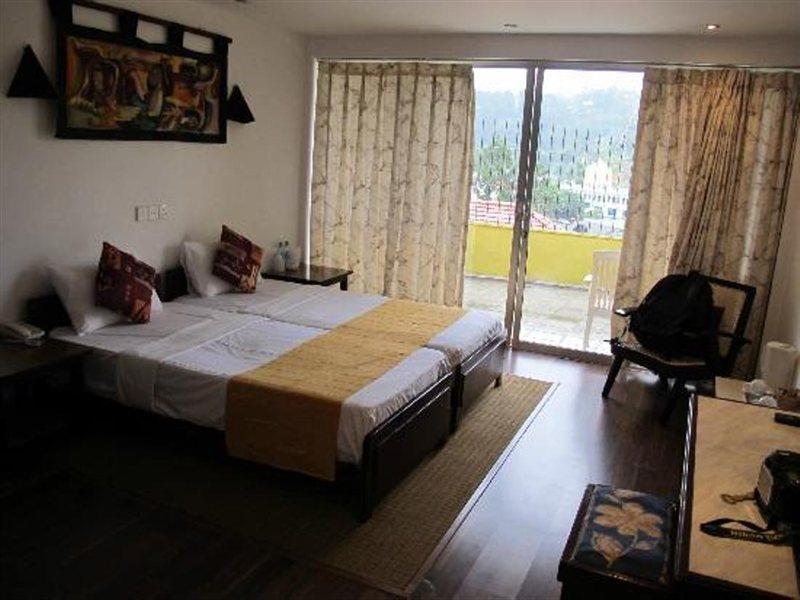 โอเรียนท์ โฮเต็ล Hotel บันดาราเวลา ภายนอก รูปภาพ