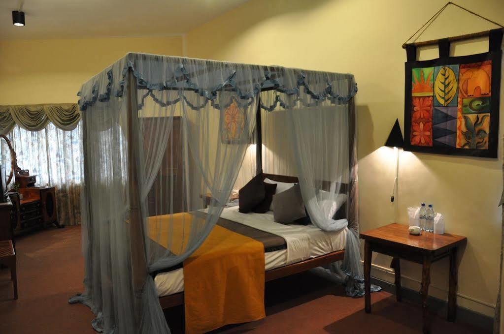 โอเรียนท์ โฮเต็ล Hotel บันดาราเวลา ภายนอก รูปภาพ